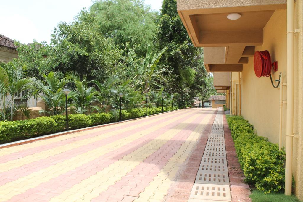 Veera Strand Park Serviced Apartments Calangute Exterior photo