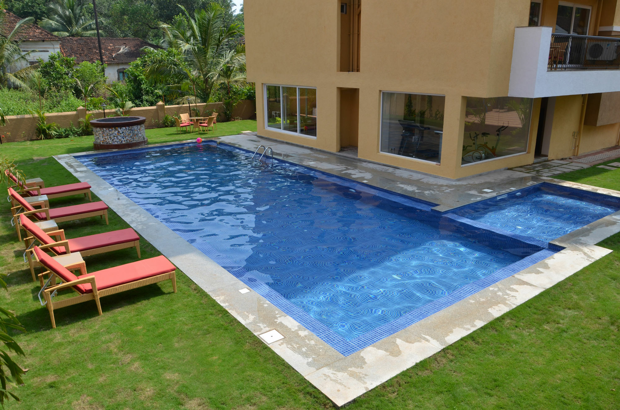 Veera Strand Park Serviced Apartments Calangute Exterior photo