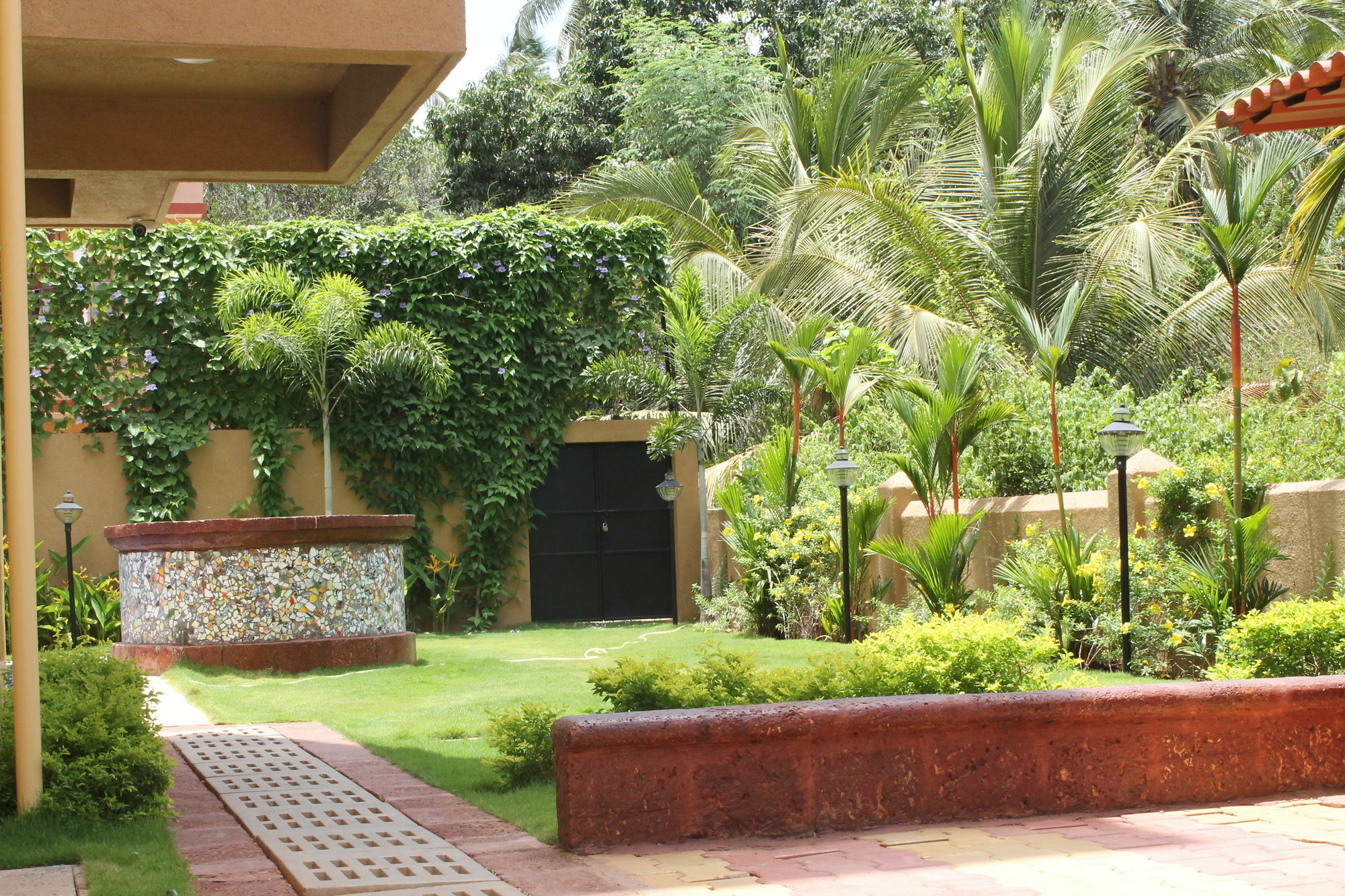 Veera Strand Park Serviced Apartments Calangute Exterior photo